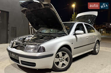 Ліфтбек Skoda Octavia 2006 в Львові