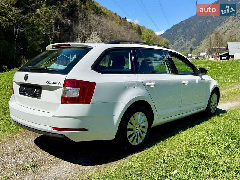 Универсал Skoda Octavia 2019 в Киеве