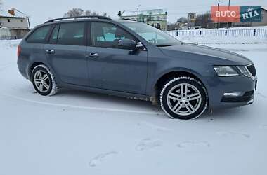 Універсал Skoda Octavia 2018 в Нововолинську