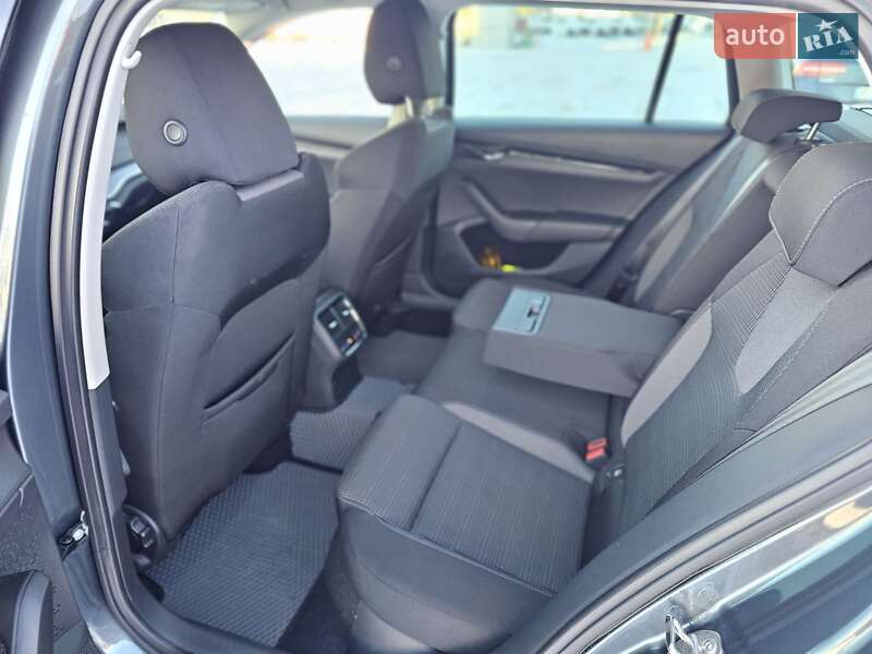 Универсал Skoda Octavia 2020 в Киеве