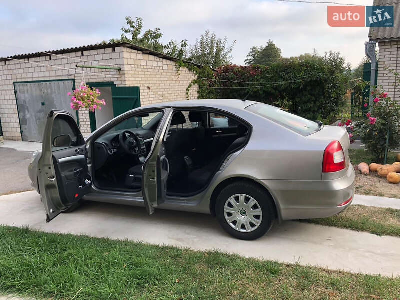 Лифтбек Skoda Octavia 2010 в Хмельницком