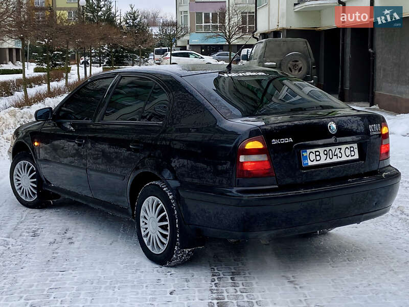 Лифтбек Skoda Octavia 2000 в Ивано-Франковске