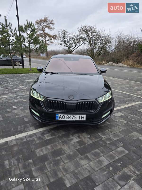 Лифтбек Skoda Octavia 2020 в Ужгороде