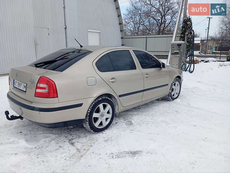 Лифтбек Skoda Octavia 2004 в Косове