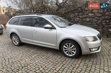 Универсал Skoda Octavia 2016 в Хусте