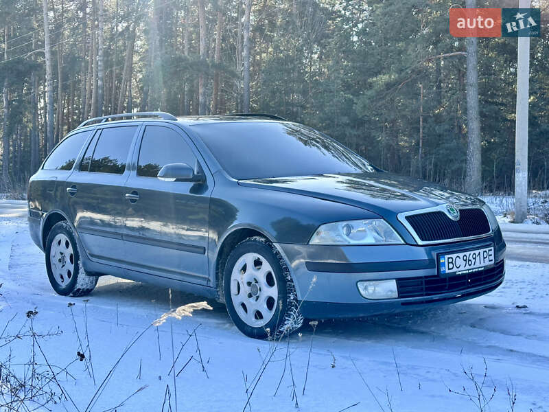 Универсал Skoda Octavia 2005 в Богодухове
