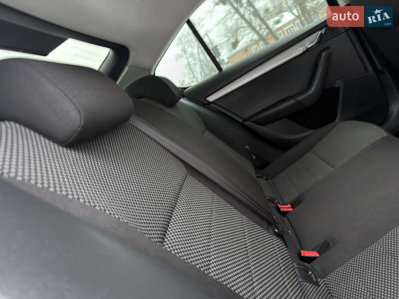 Лифтбек Skoda Octavia 2014 в Ахтырке фото 49 Лифтбек Skoda Octavia 2014 в Ахтырке