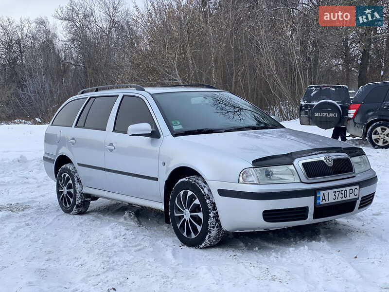 Универсал Skoda Octavia 2008 в Киеве фото 10 Универсал Skoda Octavia 2008 в Киеве