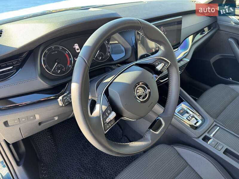 Лифтбек Skoda Octavia 2024 в Каменском