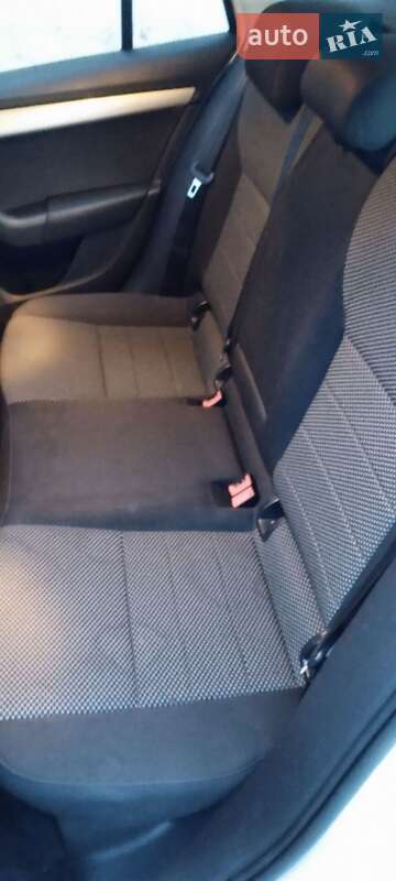 Универсал Skoda Octavia 2016 в Самборе