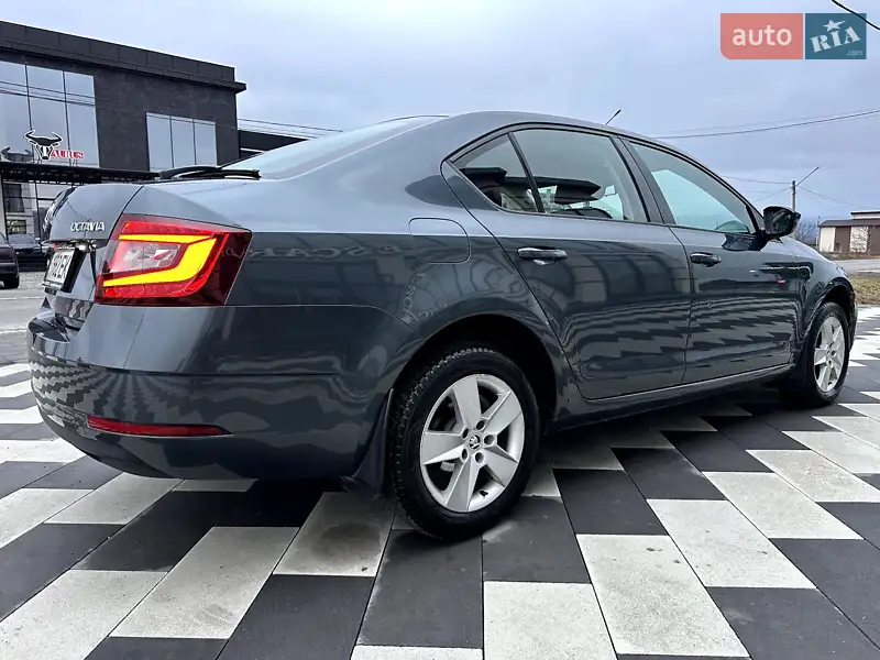 Skoda Octavia 2018 VIN TMBAJ2NE9JB009268 фото оголошення 15 з 75