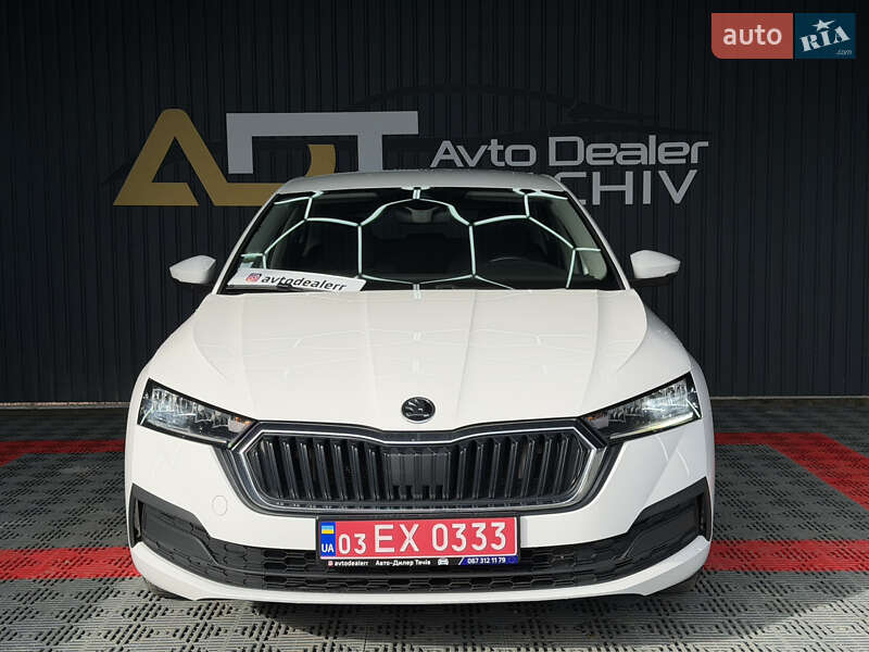 Лифтбек Skoda Octavia 2022 в Тячеве