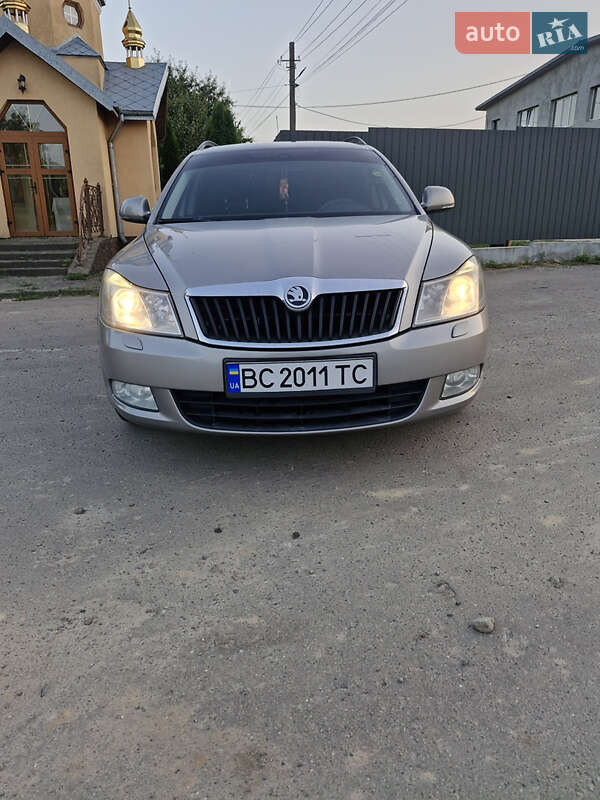 Skoda Octavia 2010 Skoda Octavia 2010