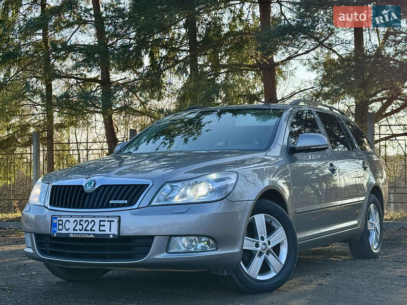 Универсал Skoda Octavia 2011 в Дрогобыче