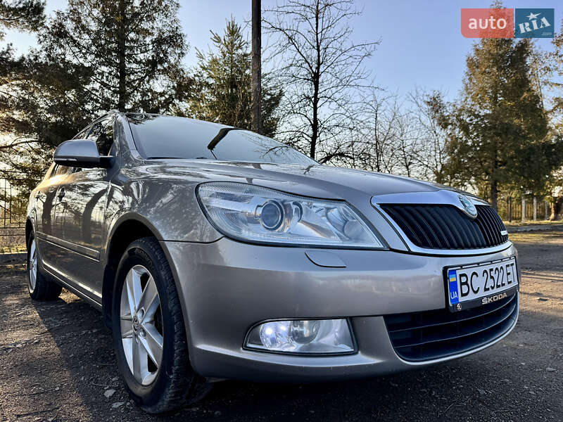 Универсал Skoda Octavia 2011 в Дрогобыче