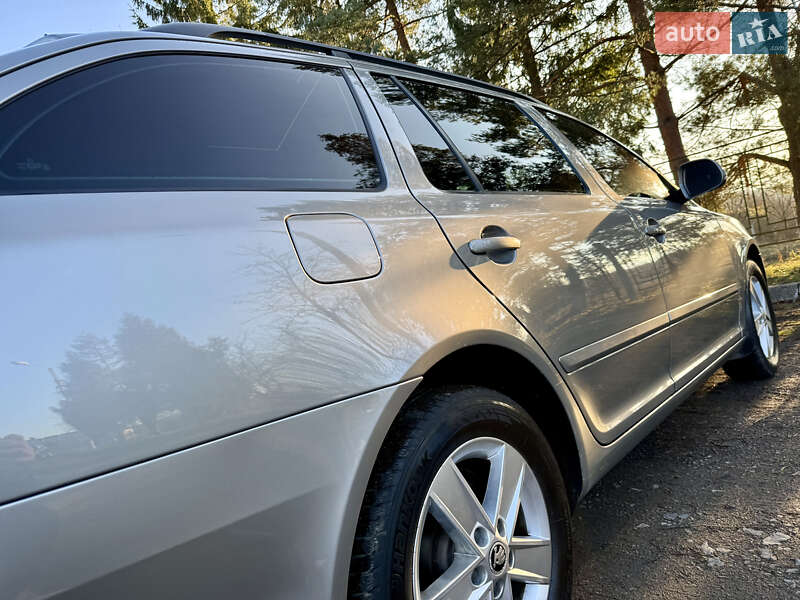 Универсал Skoda Octavia 2011 в Дрогобыче
