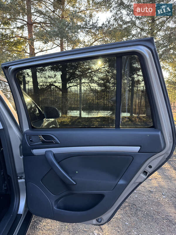 Универсал Skoda Octavia 2011 в Дрогобыче