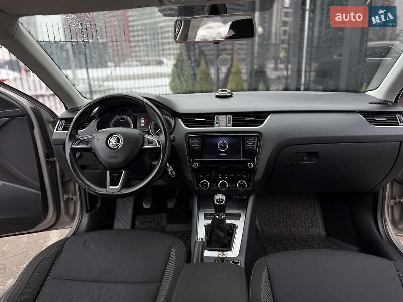 Лифтбек Skoda Octavia 2017 в Киеве фото 18 Лифтбек Skoda Octavia 2017 в Киеве