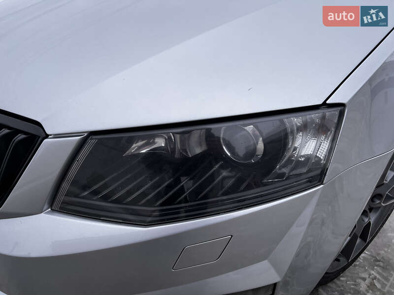 Универсал Skoda Octavia 2015 в Тростянце
