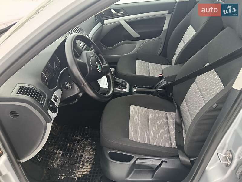 Лифтбек Skoda Octavia 2011 в Луцке фото 26 Лифтбек Skoda Octavia 2011 в Луцке