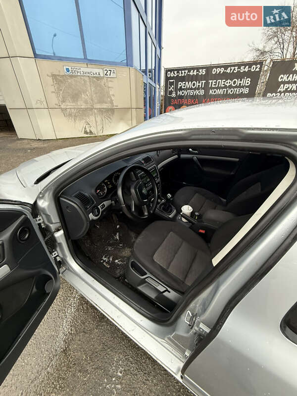 Лифтбек Skoda Octavia 2011 в Днепре фото 7 Лифтбек Skoda Octavia 2011 в Днепре