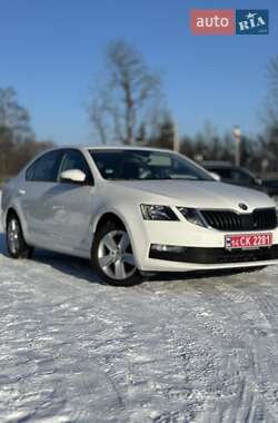 Ліфтбек Skoda Octavia 2018 в Стрию