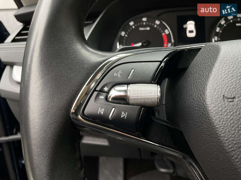 Лифтбек Skoda Octavia 2023 в Одессе