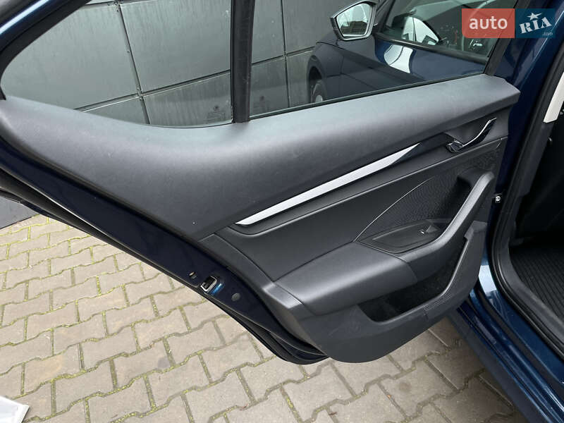 Лифтбек Skoda Octavia 2023 в Одессе