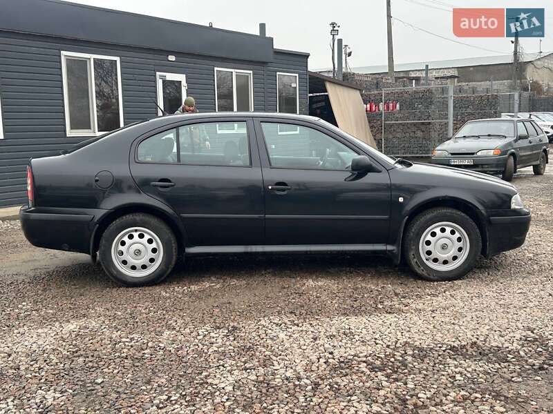 Лифтбек Skoda Octavia 2005 в Одессе