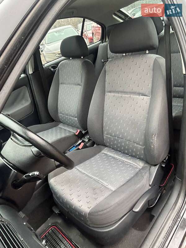 Лифтбек Skoda Octavia 2005 в Одессе