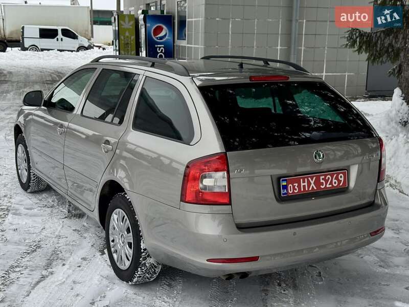 Универсал Skoda Octavia 2010 в Кропивницком