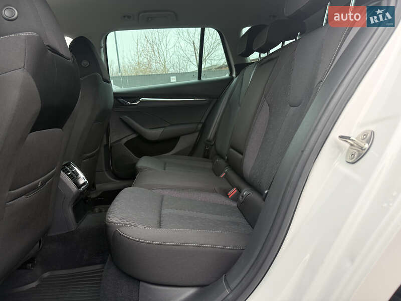 Универсал Skoda Octavia 2022 в Луцке фото 32 Универсал Skoda Octavia 2022 в Луцке