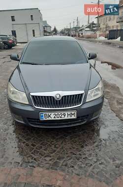 Лифтбек Skoda Octavia 2010 в Костополе