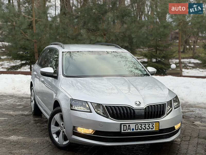 Универсал Skoda Octavia 2019 в Львове