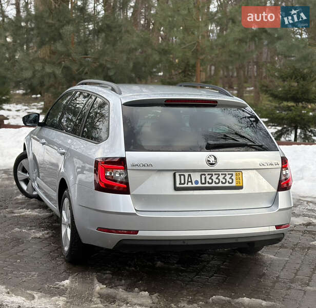 Универсал Skoda Octavia 2019 в Львове