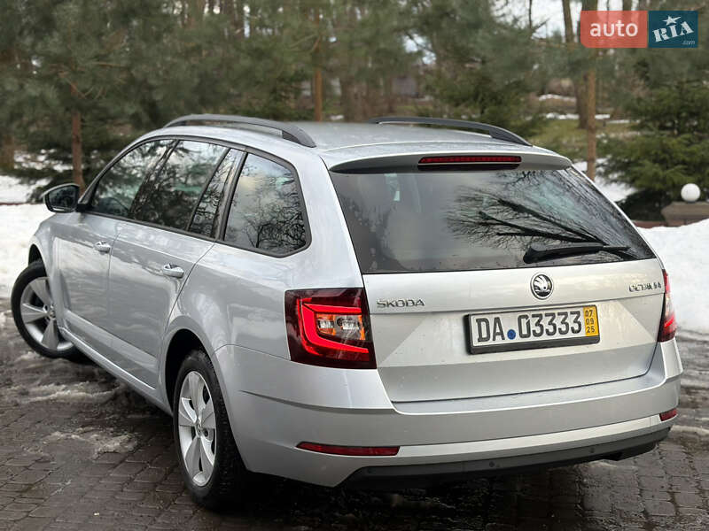 Универсал Skoda Octavia 2019 в Львове