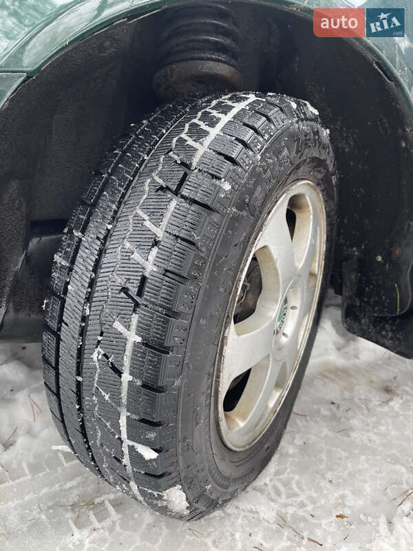 Лифтбек Skoda Octavia 2001 в Бабинцам