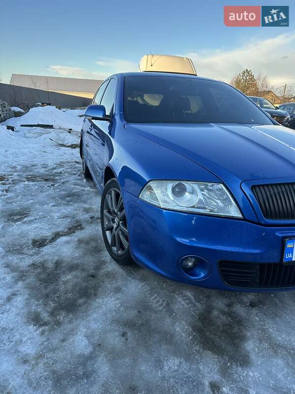 Лифтбек Skoda Octavia 2006 в Львове