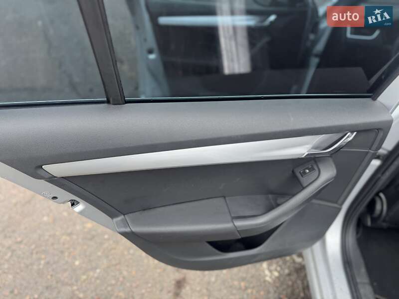 Универсал Skoda Octavia 2014 в Ровно фото 15 Универсал Skoda Octavia 2014 в Ровно