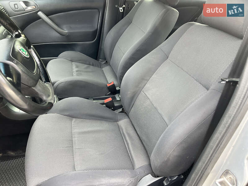 Лифтбек Skoda Octavia 2010 в Киеве фото 20 Лифтбек Skoda Octavia 2010 в Киеве