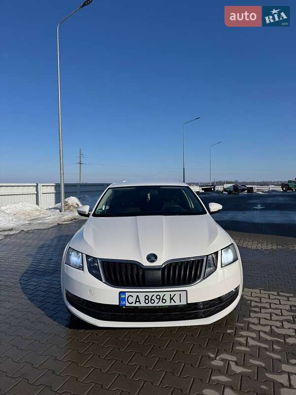 Лифтбек Skoda Octavia 2019 в Умани фото 14 Лифтбек Skoda Octavia 2019 в Умани