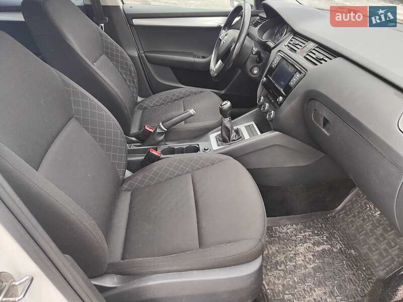 Лифтбек Skoda Octavia 2019 в Киеве фото 19 Лифтбек Skoda Octavia 2019 в Киеве