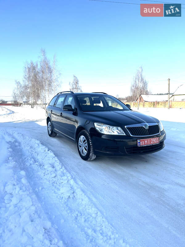 Skoda Octavia 2011 Skoda Octavia 2011