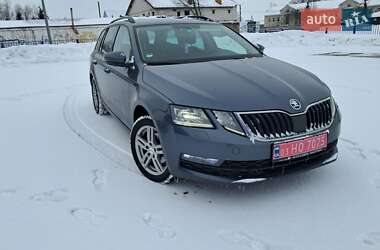 Універсал Skoda Octavia 2018 в Нововолинську