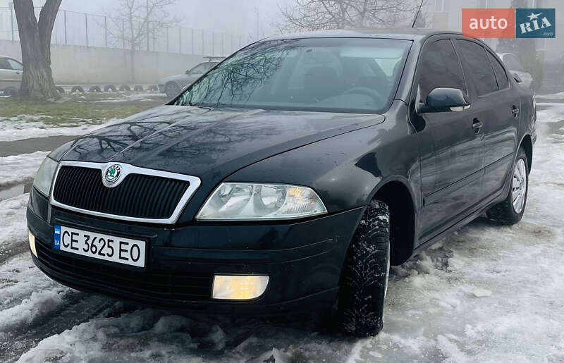 Лифтбек Skoda Octavia 2006 в Черновцах