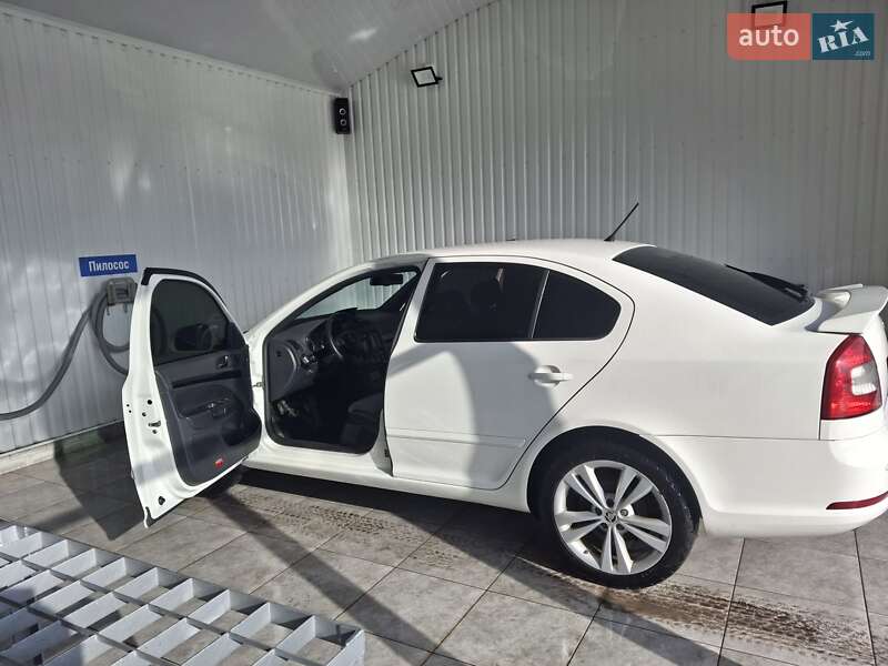 Ліфтбек Skoda Octavia 2011 в Лохвиці