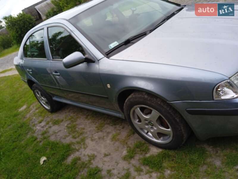 Лифтбек Skoda Octavia 2005 в Дубровице фото 3 Лифтбек Skoda Octavia 2005 в Дубровице