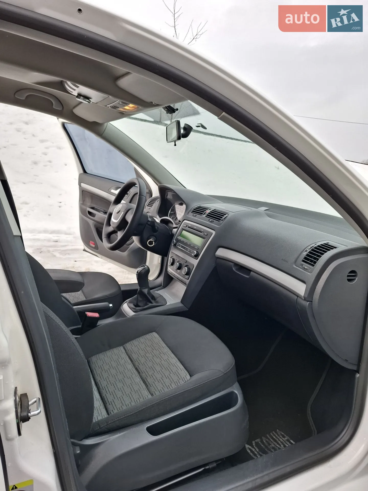 2011 Skoda Octavia - мініатюра 15