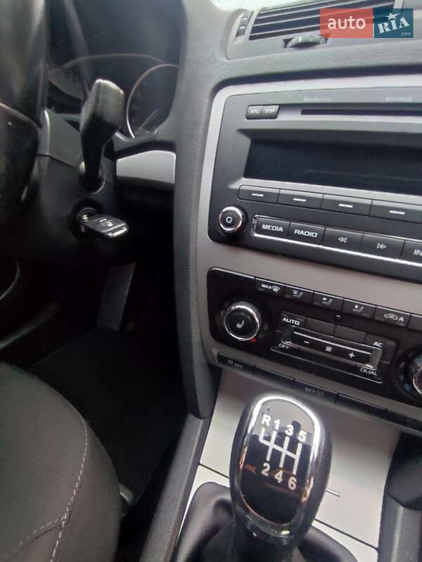 Универсал Skoda Octavia 2012 в Иршаве фото 23 Универсал Skoda Octavia 2012 в Иршаве