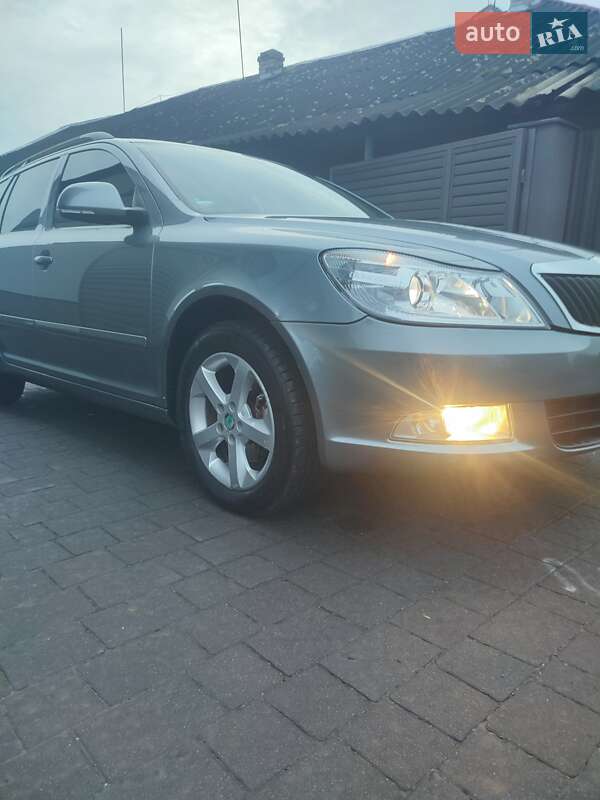 Универсал Skoda Octavia 2012 в Иршаве фото 3 Универсал Skoda Octavia 2012 в Иршаве